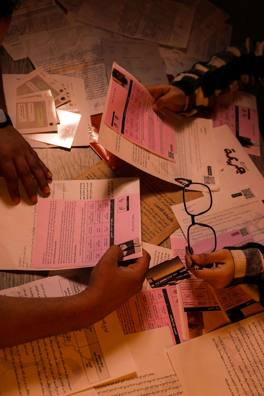 جميع قضايا مسرح جريمة (جريمة غرفة ٣٠٣ + جريمة فيلا ٦٦٦ +  جريمة حفلة الساحل + جريمة مكالمة من مجهول) + دفترين المحقق + فاوتشر خصم على الجريمة الجاية عشان تلعبوا وقت اطول بكتير